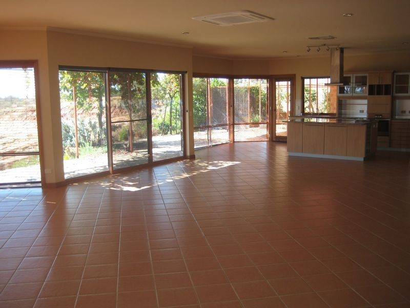 12 Stasinowsky Court, Loxton SA 5333