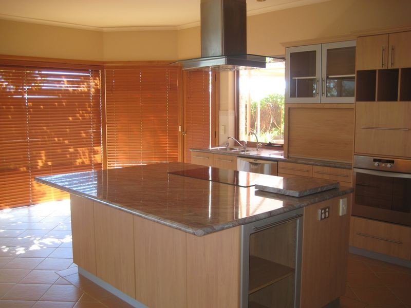 12 Stasinowsky Court, Loxton SA 5333
