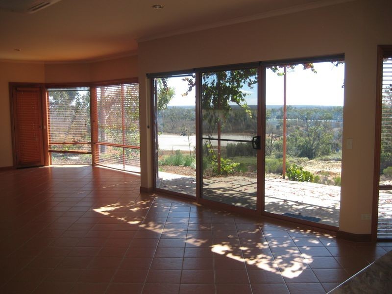 12 Stasinowsky Court, Loxton SA 5333