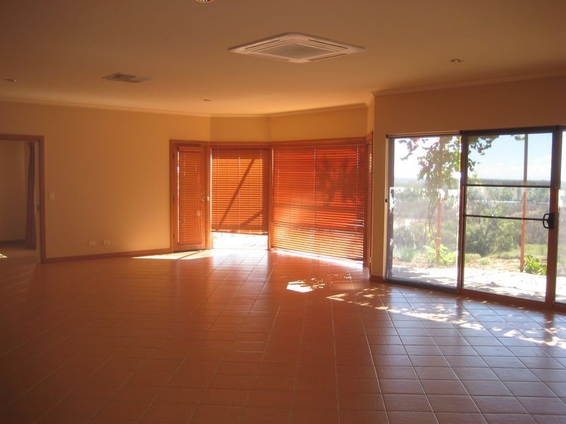 12 Stasinowsky Court, Loxton SA 5333