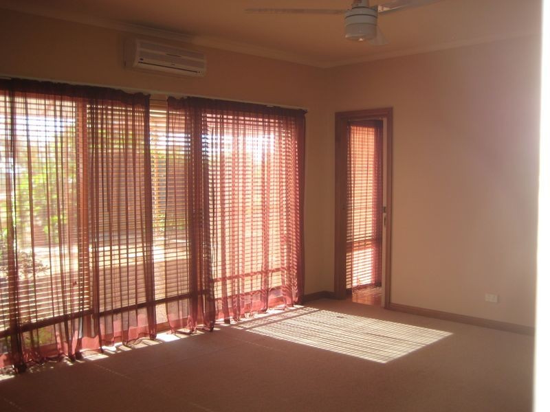 12 Stasinowsky Court, Loxton SA 5333