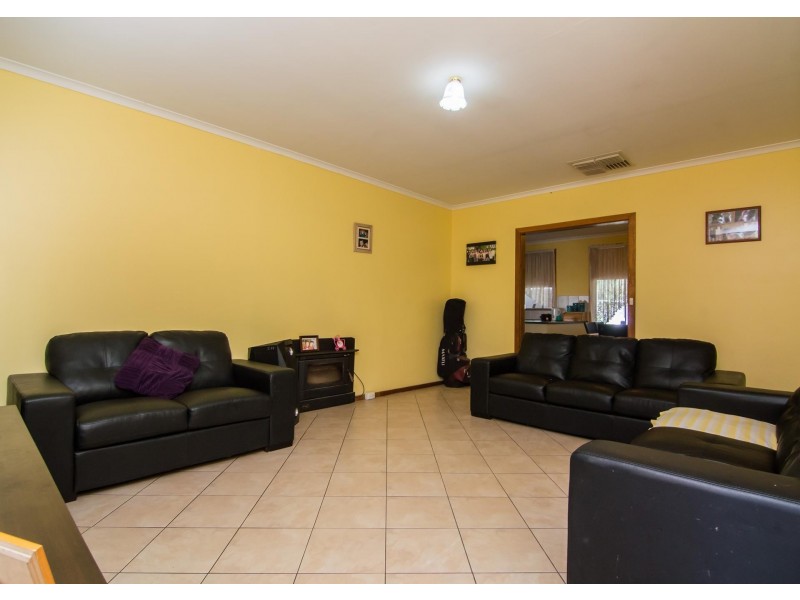 11 Garrard Street, Barmera SA 5345