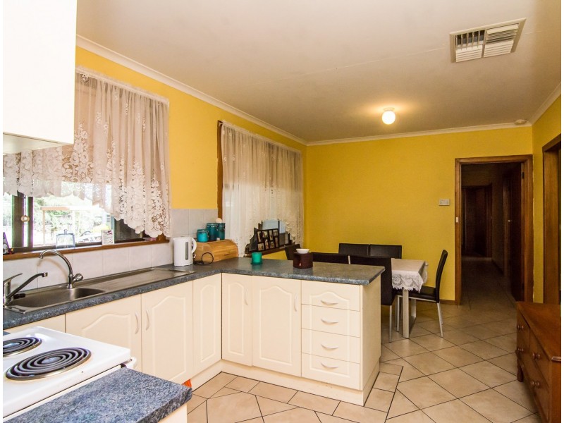 11 Garrard Street, Barmera SA 5345