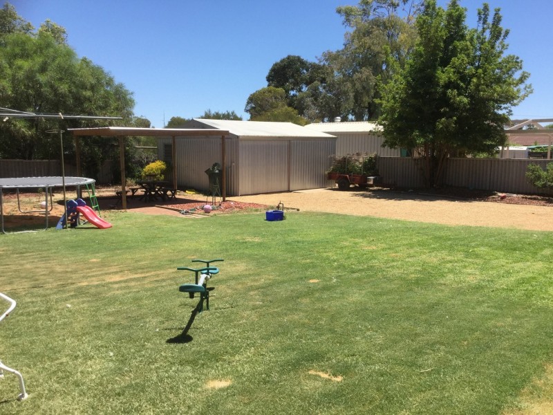 11 Garrard Street, Barmera SA 5345