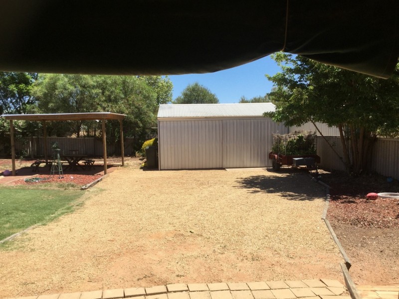 11 Garrard Street, Barmera SA 5345