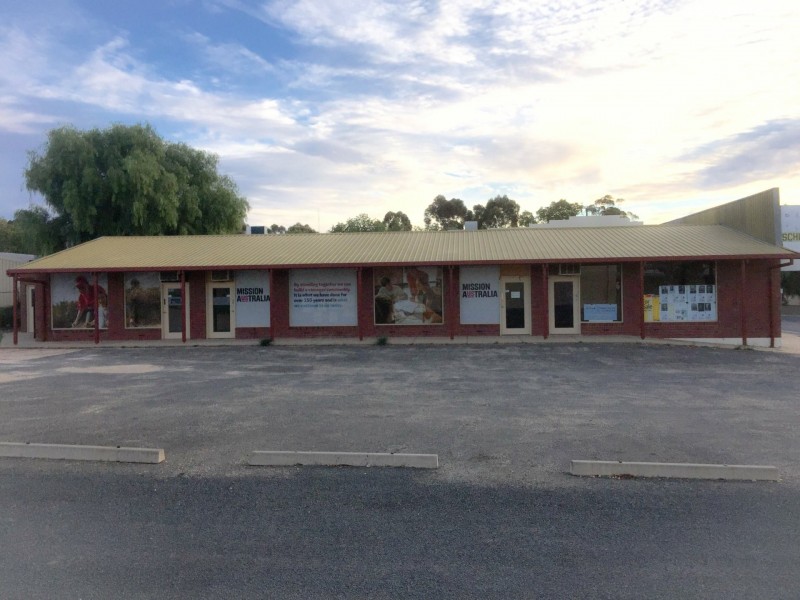 13 Drabsch Street, Loxton SA 5333