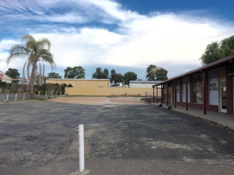 13 Drabsch Street, Loxton SA 5333