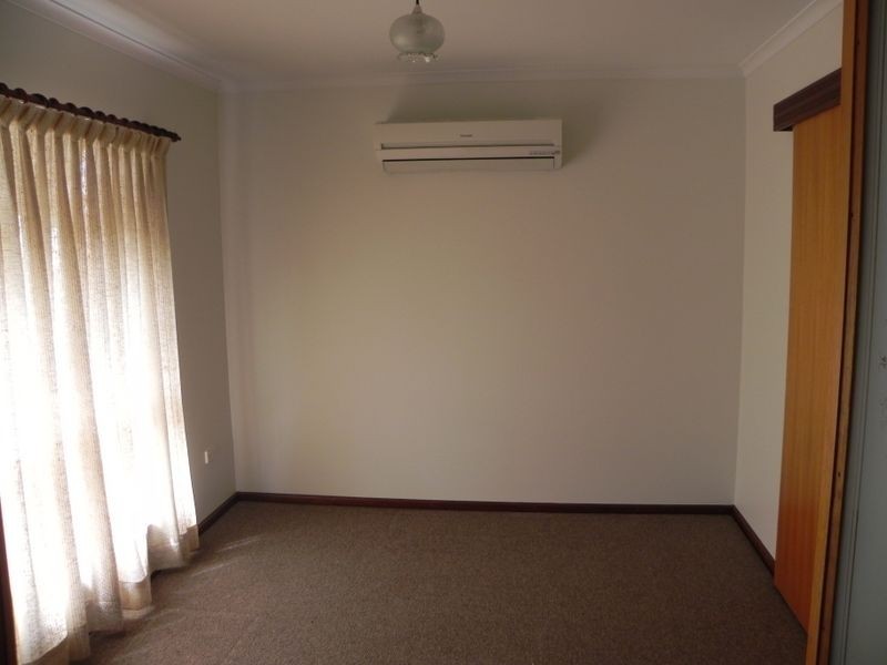 27 Spriggs Street, Berri SA 5343