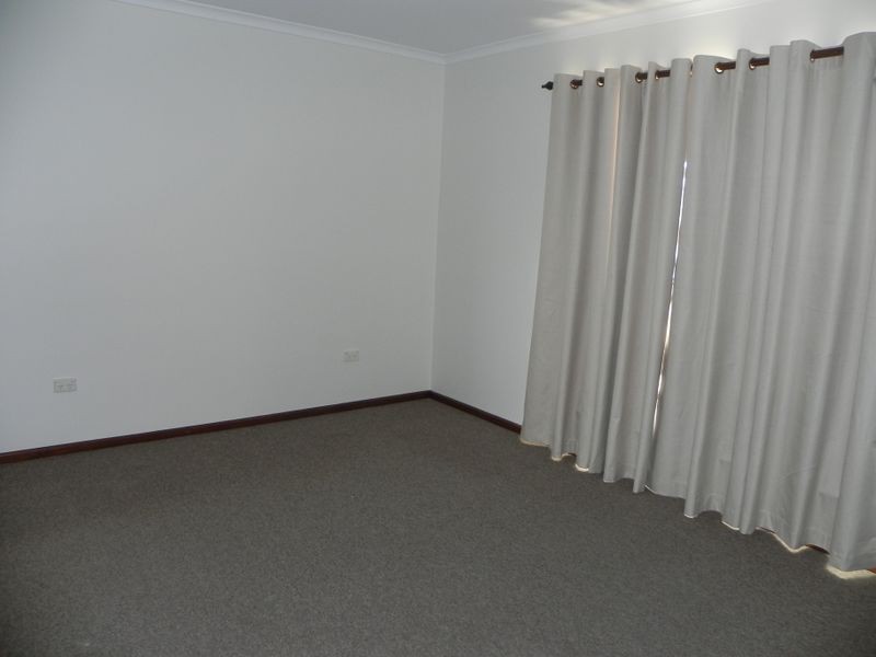 27 Spriggs Street, Berri SA 5343