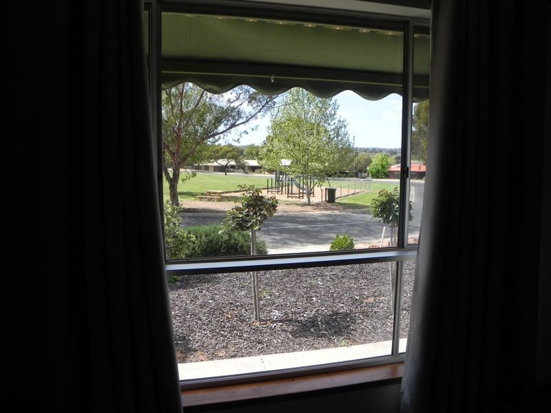 27 Spriggs Street, Berri SA 5343