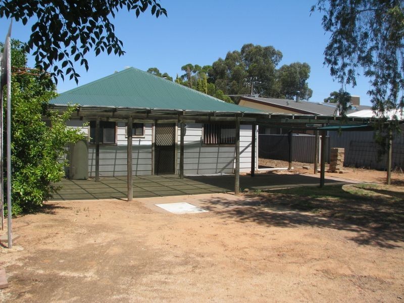 11 Lexia Street, Berri SA 5343