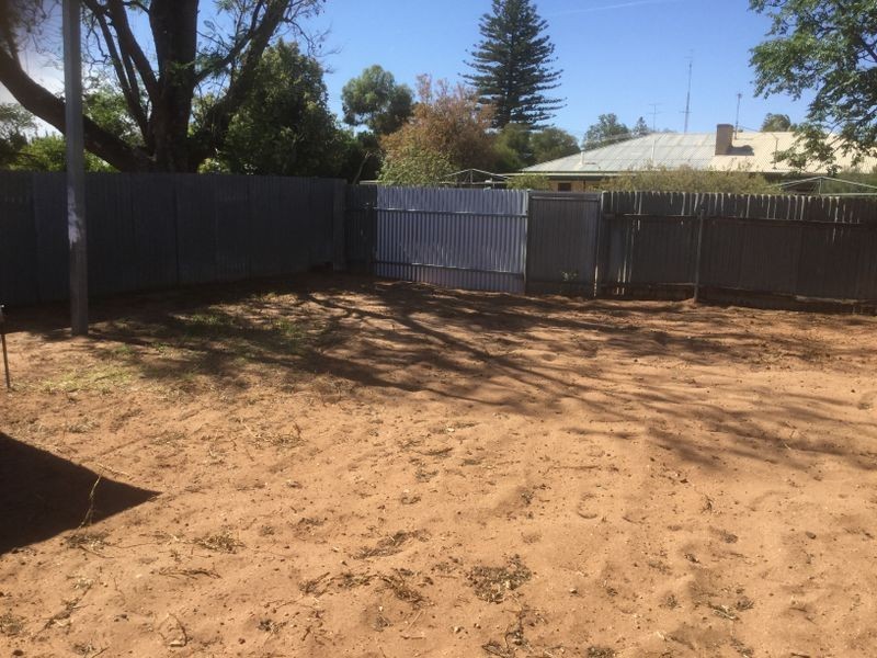 13 Clark Street, Berri SA 5343