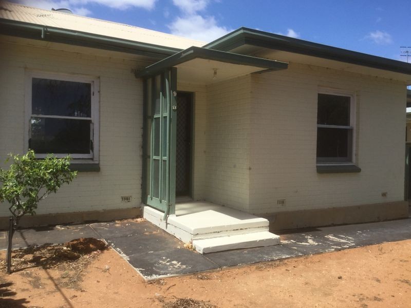 13 Clark Street, Berri SA 5343