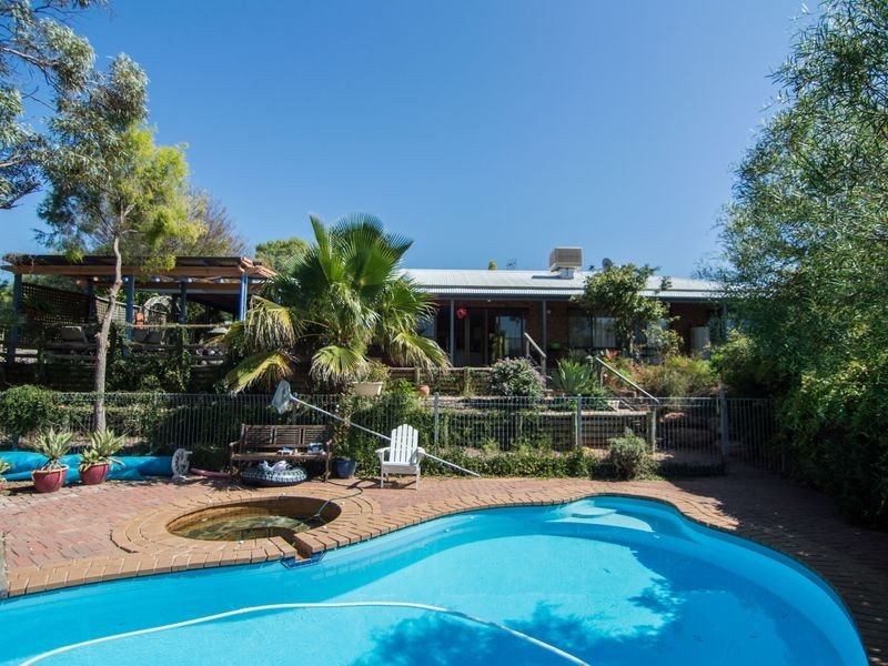 8 Berriview Court, Berri SA 5343