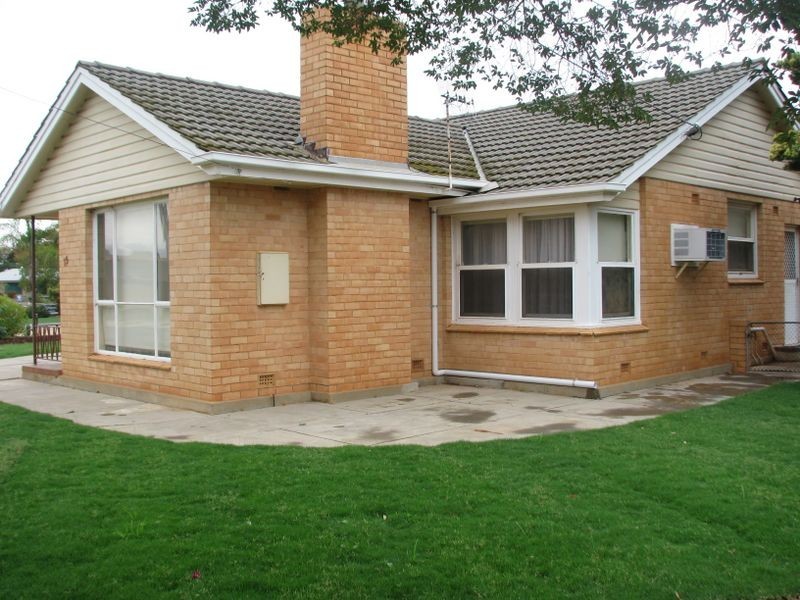 15 Pine Ave, Loxton SA 5333