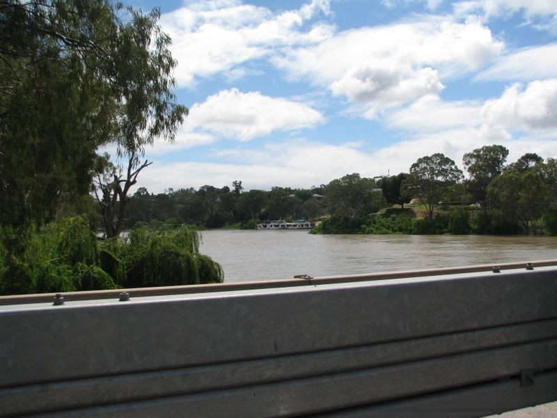 3 Railway Terrace, Paringa SA 5340