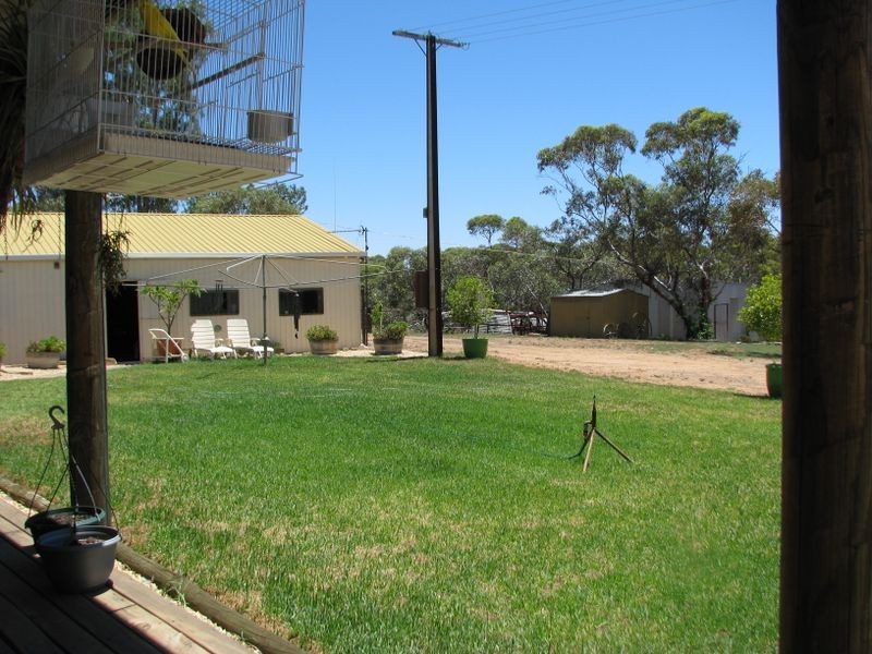 114 Bigg Road, Monash SA 5342