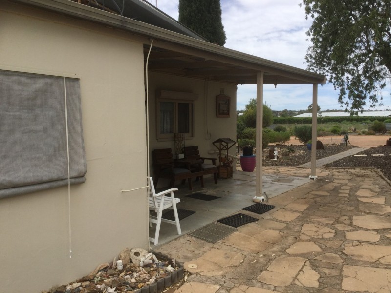 38 Clarke Road, Berri SA 5343