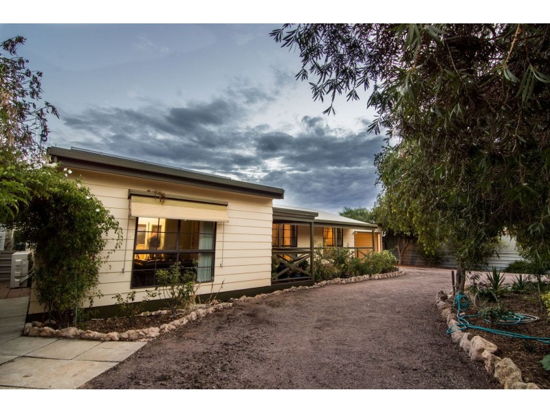 44 Riverview Drive, Paringa SA 5340