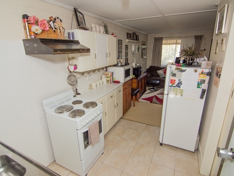 40 First Street, Loxton SA 5333