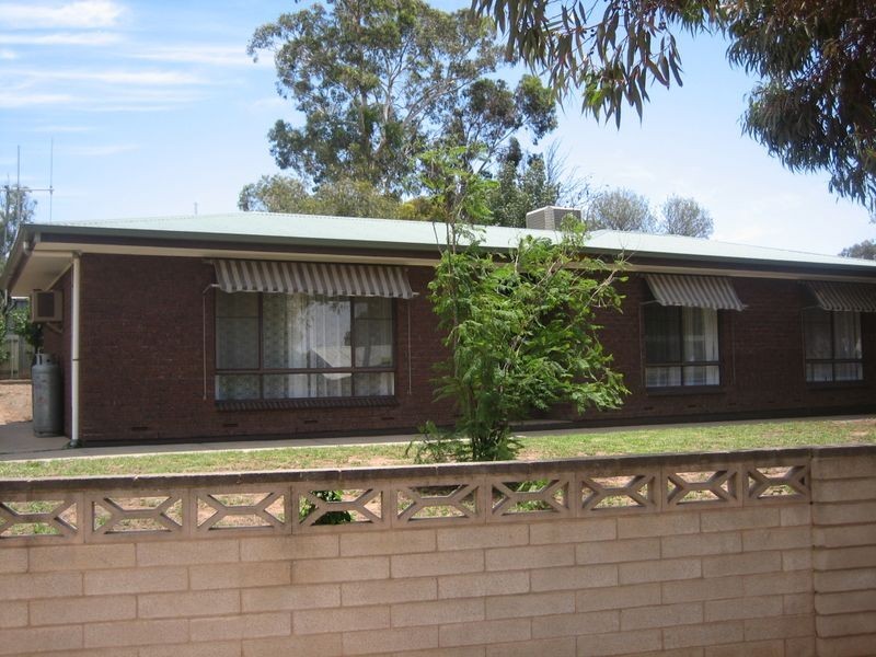 23 Loader Street, Berri SA 5343