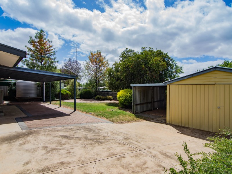 15 Spriggs Street, Berri SA 5343