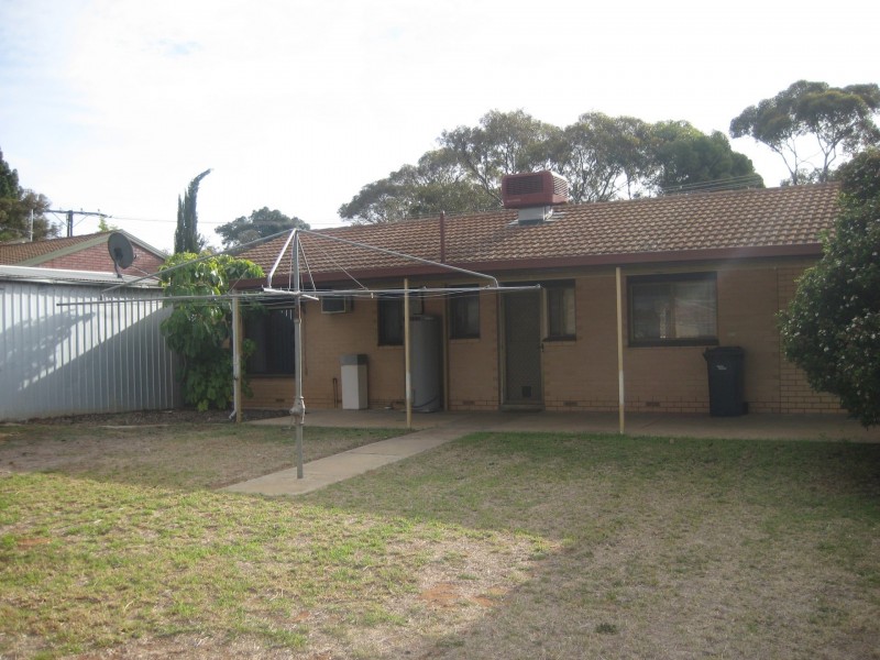 1 Loader Street, Berri SA 5343