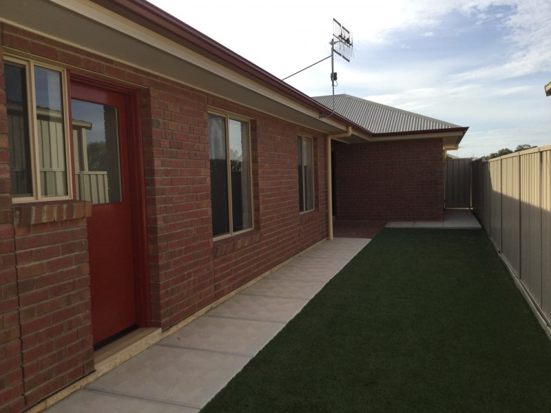 8 Huckstepp Court, Berri SA 5343