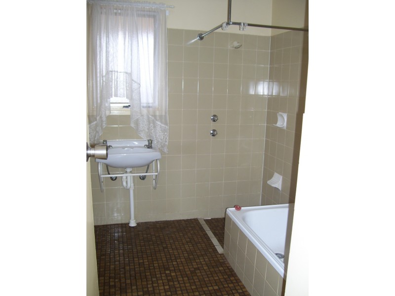 6 Jones Street, Berri SA 5343