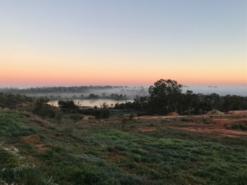 8 Stasinowsky Court, Loxton SA 5333