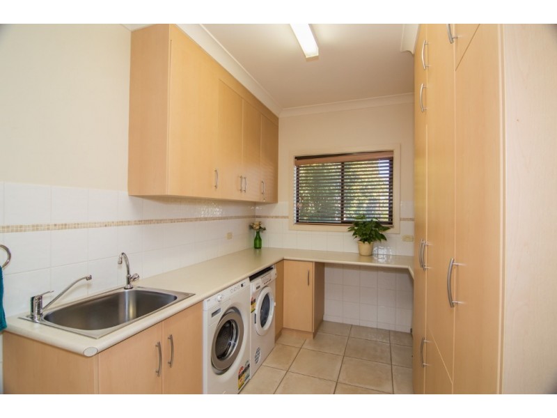 8 Stasinowsky Court, Loxton SA 5333