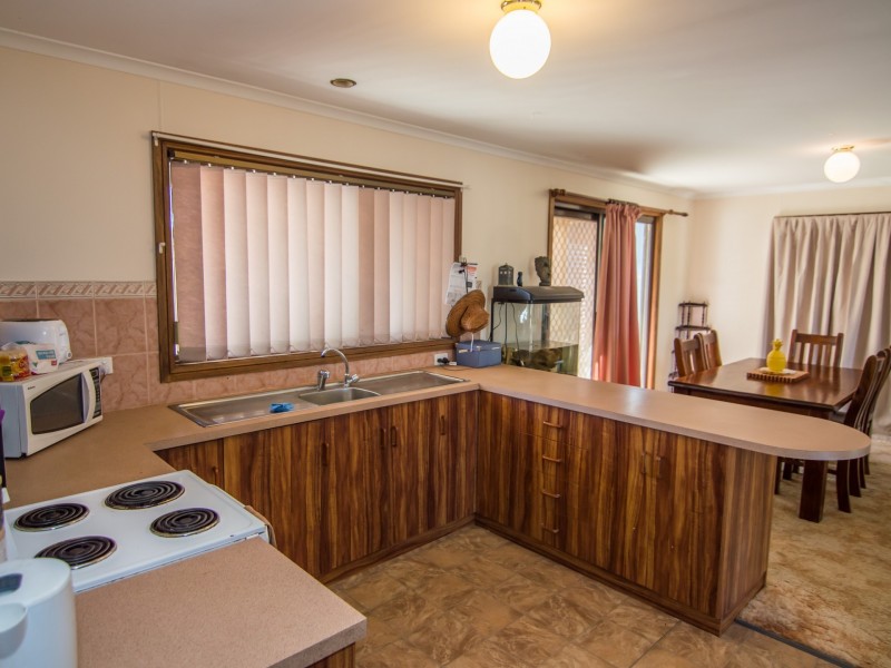 13 Rowe Street, Cobdogla SA 5346