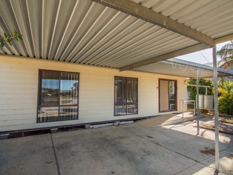 13 Rowe Street, Cobdogla SA 5346