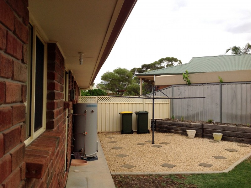 8 Tomlinson Court, Loxton SA 5333