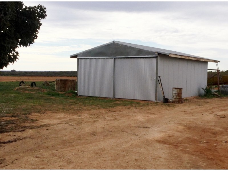 212 Cooltong Avenue, Renmark SA 5341