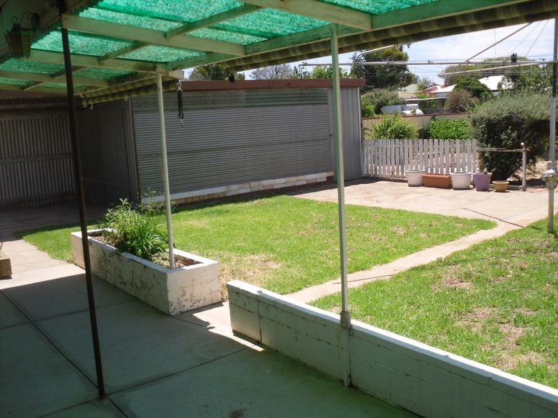 9 Waltham Street, Berri SA 5343