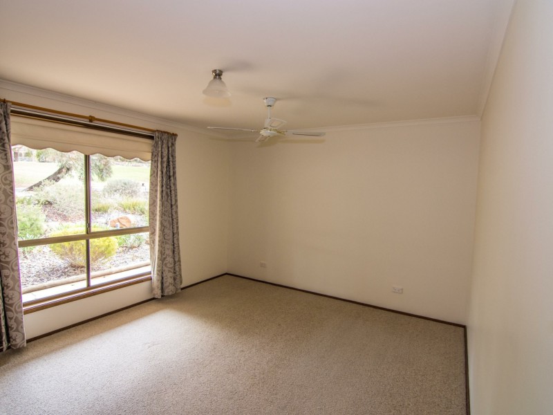 15 Spriggs Street, Berri SA 5343