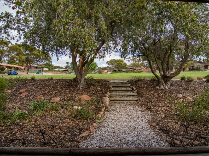 15 Spriggs Street, Berri SA 5343