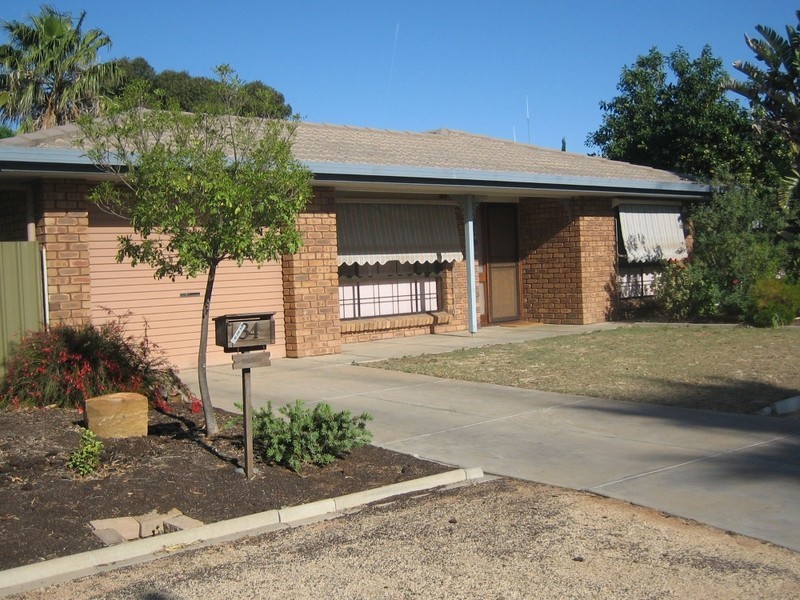 34 Hall Crescent, Loxton SA 5333