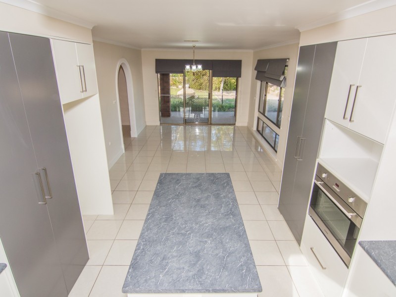 10 Quast Road, Loxton SA 5333