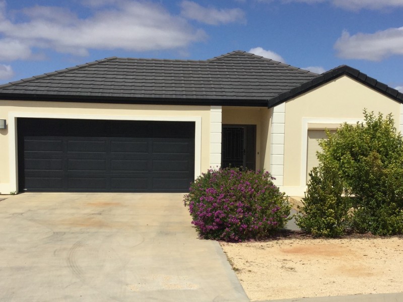 1 Stasinowsky Court, Loxton SA 5333