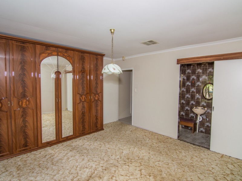 10 Quast Road, Loxton SA 5333