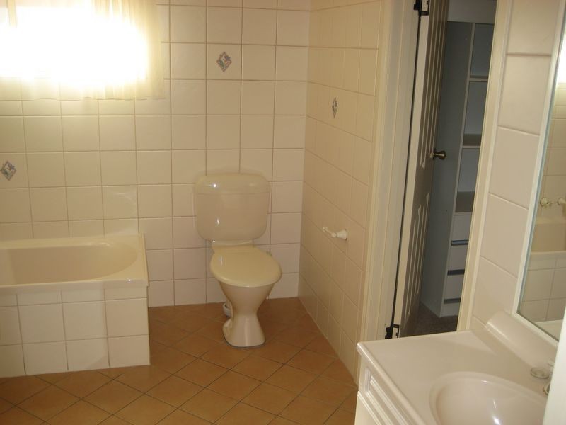 35 Mclean Street, Berri SA 5343