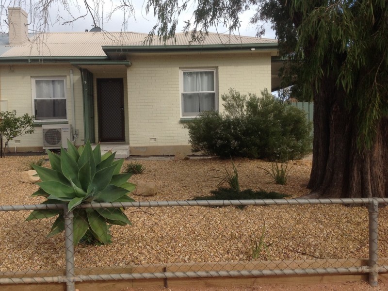 13 Clark Street, Berri SA 5343
