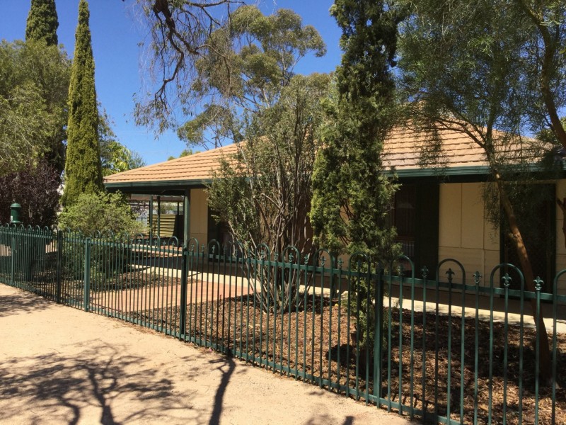 14 Gilbert Street, Berri SA 5343