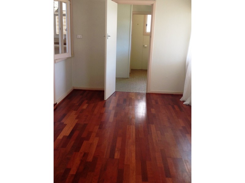 2 Clark Street, Berri SA 5343