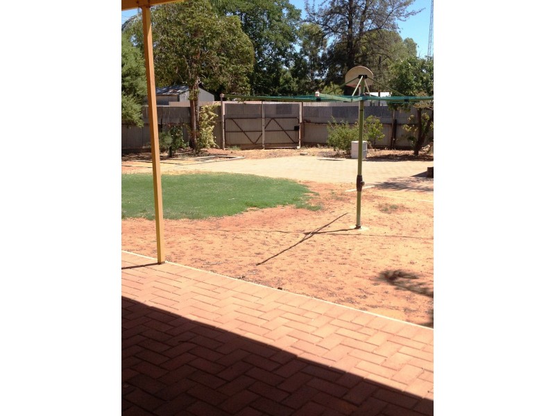 2 Clark Street, Berri SA 5343