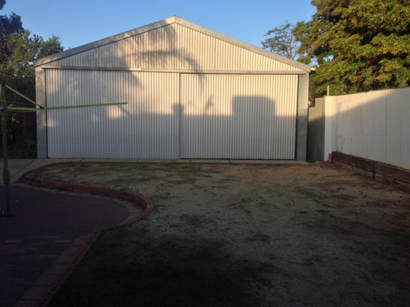 35 Acacia Avenue, Loxton SA 5333