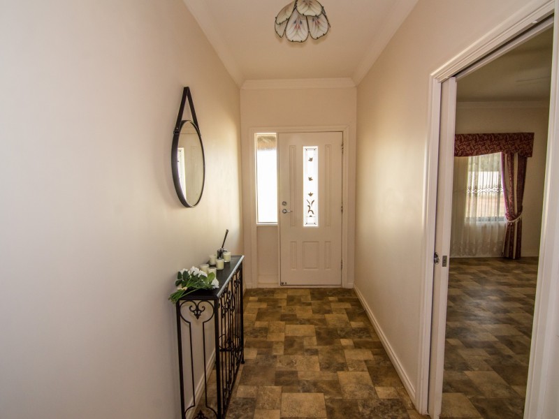 8 SWANBURY ROAD, Moorook SA 5332