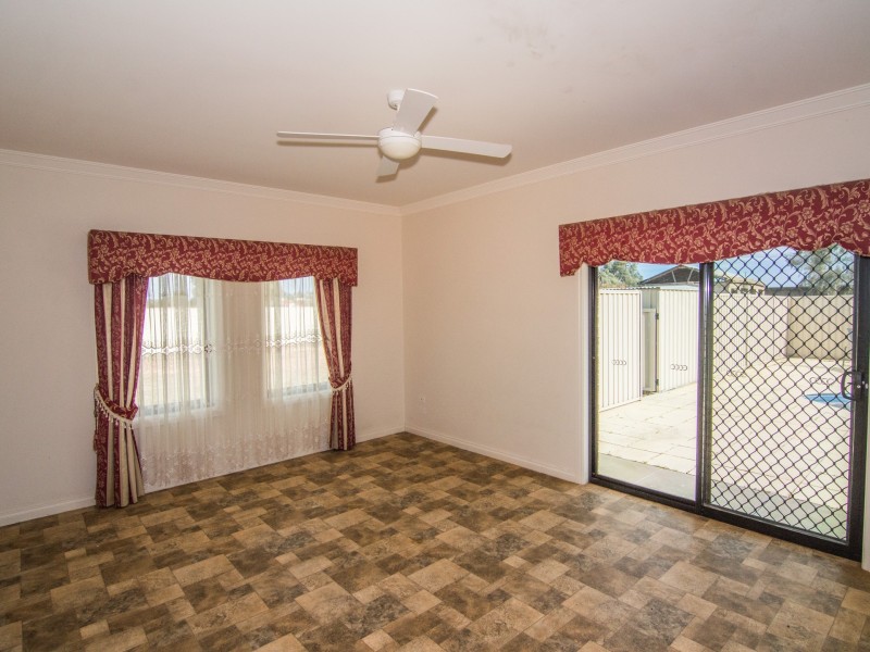 8 SWANBURY ROAD, Moorook SA 5332